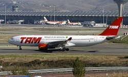 TAM_A330_01