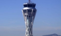 Torre aeropuerto Barcelona El Prat