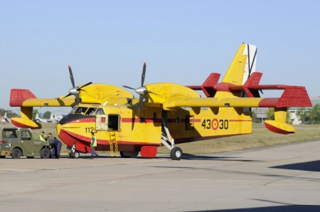 Canadair CL-215T UD13-30 / 43-30