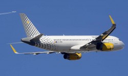 Vueling A320 EC-MBS