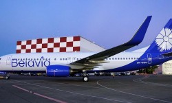 belavia 737-800