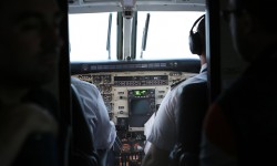 cockpit-924952_960_720