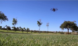 dron-volando UAV Green, un dron para el cuidado de nuestros parques