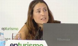 fotonoticia_20111110145237_800 Cristina de la Rica, ganadora del Premio Periodismo de Fundación Enaire