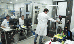 laboratorio_de_ensayos_meca Laboratorio de ensayos mecánicos de Titania