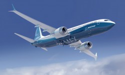 max010 Los nuevos winglets se extienden tanto por encima como por debajo del plano del ala.