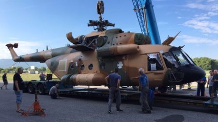 Uno de los Mi-17 afganos que la OTAN se encargó de reparar en Europa.