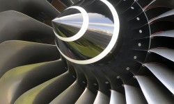 motoravion1 La Unión Europea da finalmente marcha atrás en el cobro a las aerolíneas por sus emisiones contaminantes.