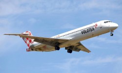 thumbnail_volotea EC-LQI_lr