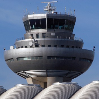 Torre de control del aeropuerto de Madrid