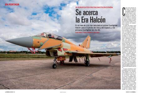 El primer Eurofighter Halcón recién salido del hangar de montaje.