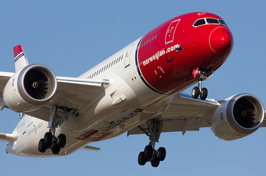 Norwegian anunció en septiembre que operará desde el aeropuerto de Barcelona El Prat a Los Ángeles, Newark (Nueva York); Oakland, y Fort Lauderdale, al norte de Miami.