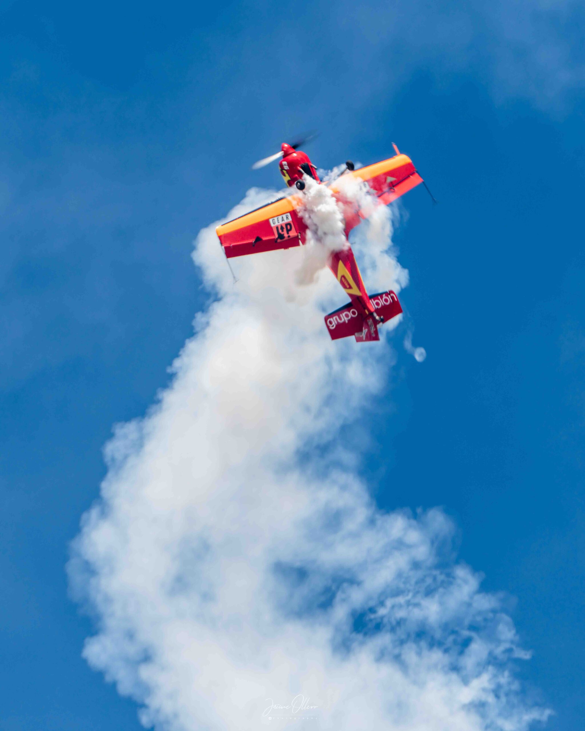 Cástor Fantoba crea Acro Academy, para formar pilotos acrobáticos Fly