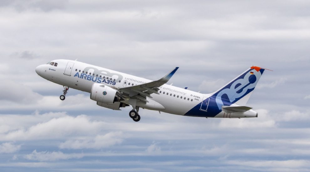 Despegue de Toulouse del Airbus A319neo con motores Pratt & Whitney.