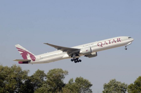 Boeing 777-300 ER A7-BAE de Qatar Airways