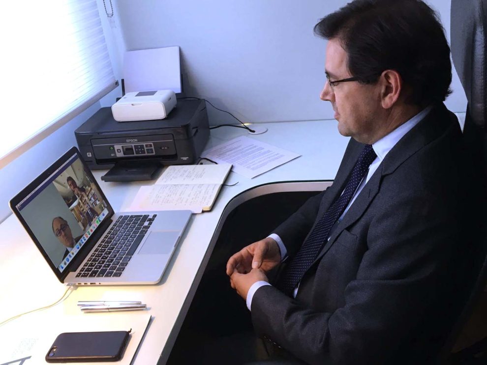 Javier Gándara, presidente de ALA durante la videoconferencia con Felipe VI.