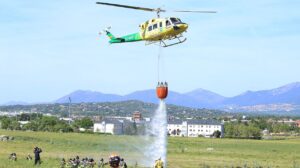 ATAIRE organiza una jornada para acercar a los ciudadanos las labores de extinción de incendios con aeronaves..