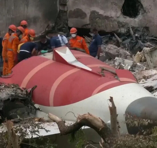 Restos del Boeing 787 de Air India.