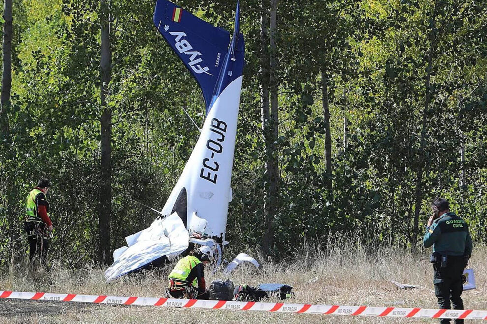 Investigación de un accidente aéreo por parte de la Guardia Civil en paralelo a la de la AITAT.