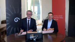 Firma del acuerdo entre Iberia y CFM International.