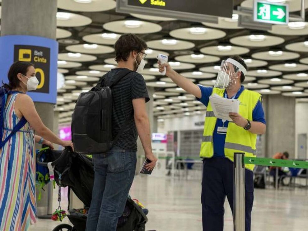 Vuelven los controles COVID aeroportuarios para los pasajeros procedentes de China.