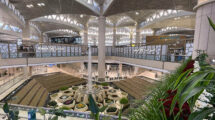 Interior del aeropuerto de Riad, uno de los proyectos en los que ha trabajado Aertec.