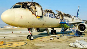 Airbus A321 de Air Busan destruido por el incendio de un cargador de baterías.