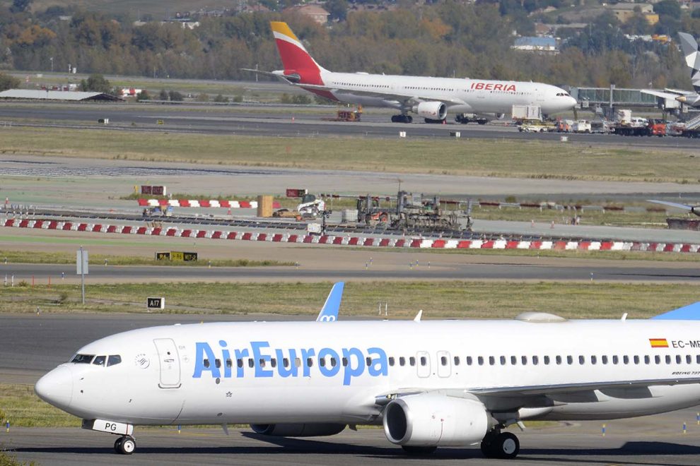 La Comisión Europea ha decidido, como se esperaba, examinar más a fondo la compra de Air Europa por Iberia.