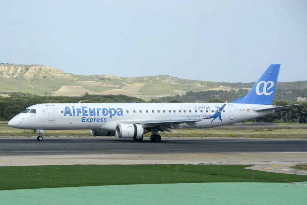 Air Europa Express cuenta actualmente con 16 aviones: cinco ATR-72 500 y 11 Embraer 195-