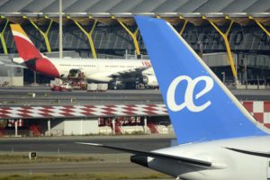 Aviones de Air Europa e Iberia en Barajas.