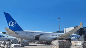 Air Europa cargo y WFS renuevan su acuerdo para el handling de carga.