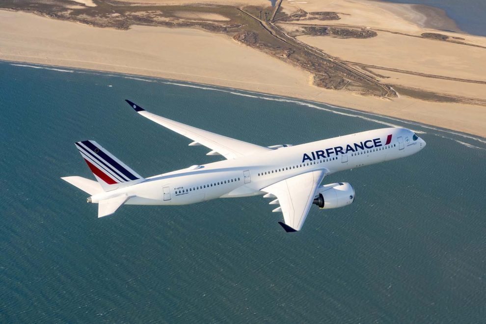 Air France-KLM compró 28 A350, 21 para Air France y 7 para KLM, pero después decidió unificar toda la flota en la primera.