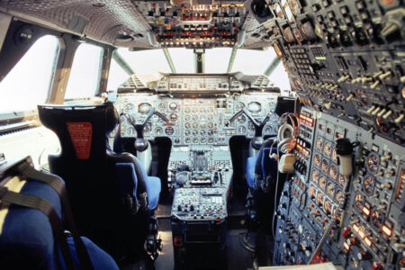 Cockpit del Concorde.
