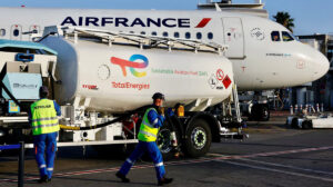 Air France -KLM y TotalEnergies colaboran desde 2014 en el uso de SAF.