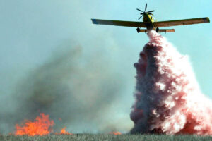 Avión Air Tractor de carga en tierra para la lucha conrtra el fuego.