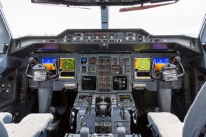 Cockpit modernizado del primer A300-600GF de UPS.