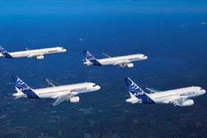 Solo los A320 mas antiguos continuan en tierra 72 horas despues de la directiva de seguridad urgente.