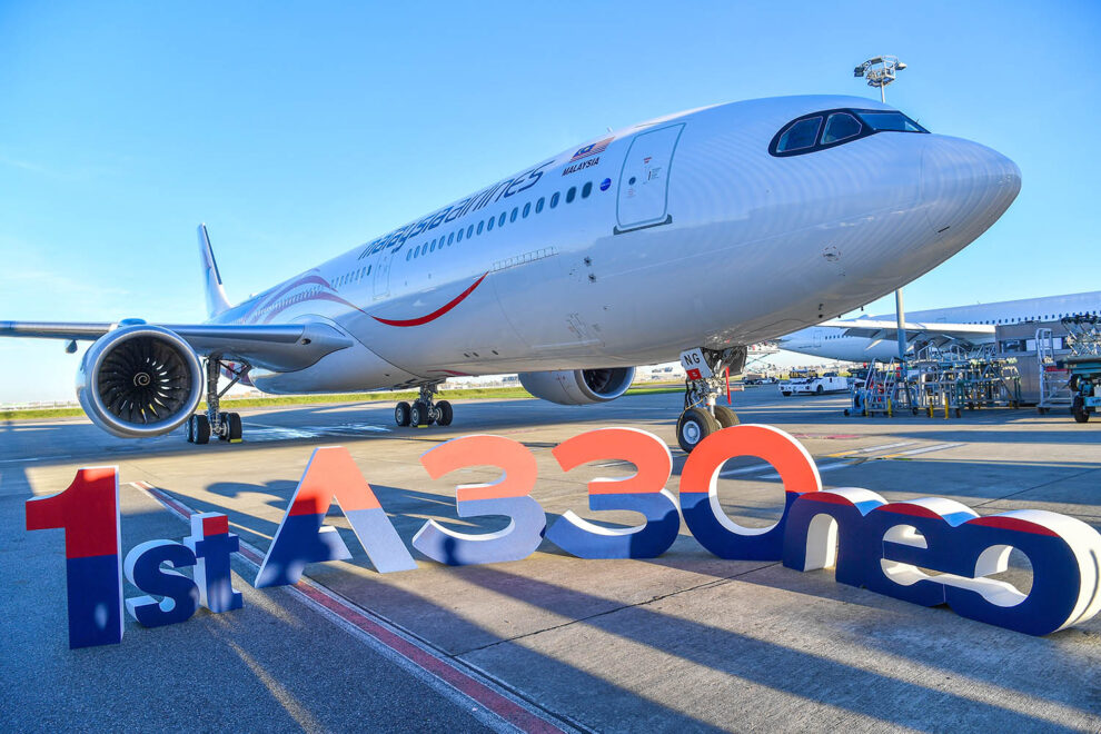 Entrega en Toulouse del primer Airbus A330-900 de Malaysia Airlines.