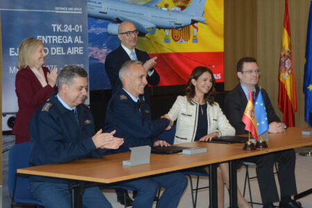 Firma de la entrega del tercer A330 MRTT del Ejército del Aire y del Espacio.
