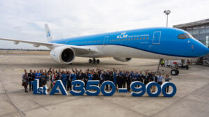 Entrega en Toulouse del primer Airbus A350 a KLM.