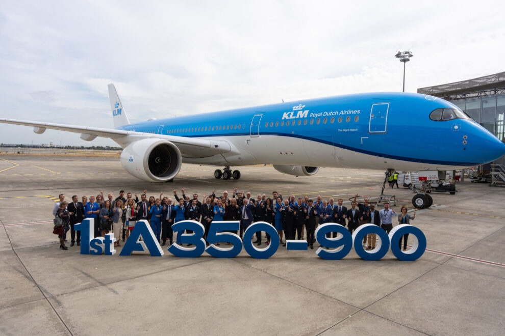 Entrega en Toulouse del primer Airbus A350 a KLM.