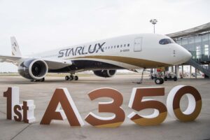 Entre las entregas de Airbus en octubre estuvo el primer A350 para Starlux de Taiwan.