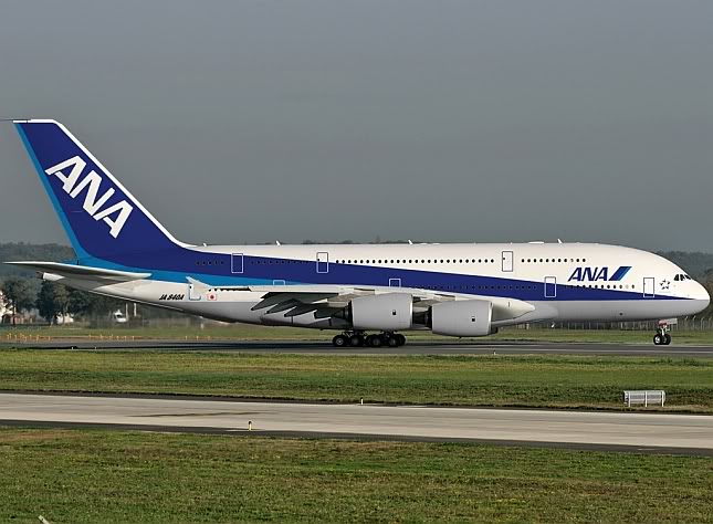 Dibujo de un A380 de ANA.