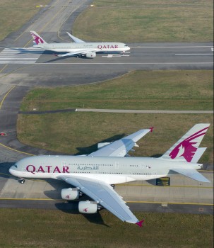 Entre los aviones que se mostrarán en París estarán los Airbus A350 y A380 de Qatar Airways.