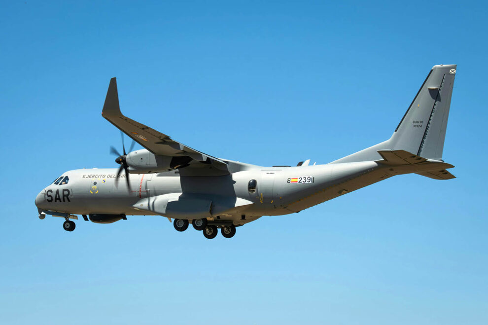 El primer Airbus C295 del Ejército del Aire y del Espacio español aterrizando en Sevilla tras su primer vuelo.