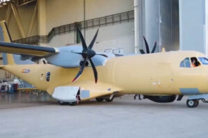 El primer C295 MSA español en la factoría de Airbus en Sevilla.