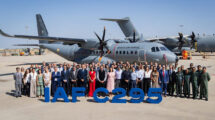 Entrega en Sevilla del último C295 para India fabricado en España.