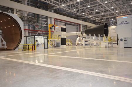 Interior de la nueva planta de Airbus Espacio en Getafe.