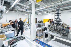 Instalaciones en Oxford de la nueva academia para profesionales del helicóptero de Airbus Helicopters Reino Unido.
