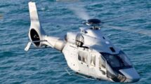 El primer Airbus Helicopters H160 de la Marina Francia en uno de sus vuelos de prueba.